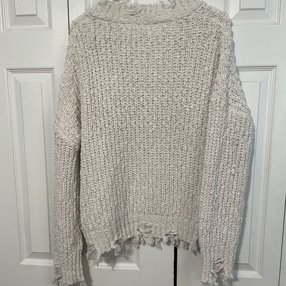 Distressed Sweater Cream Size M/L - Picture 4 of 4